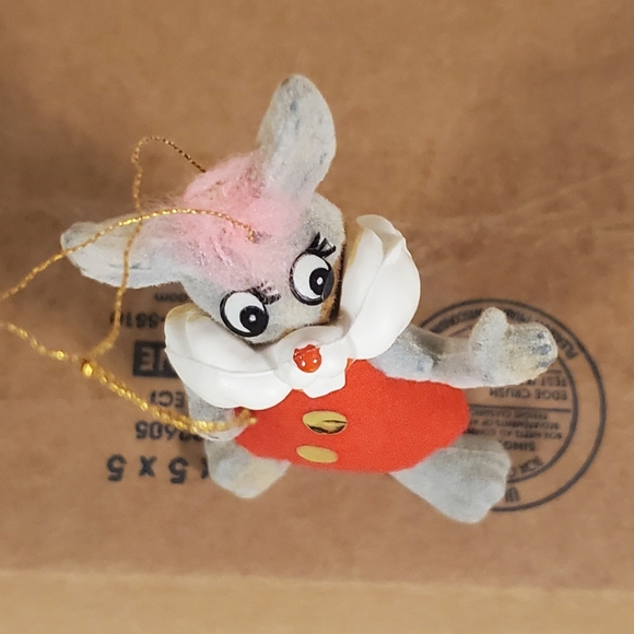Vintage Flocked Honey Bunny Ornament - Picture 5 of 16
